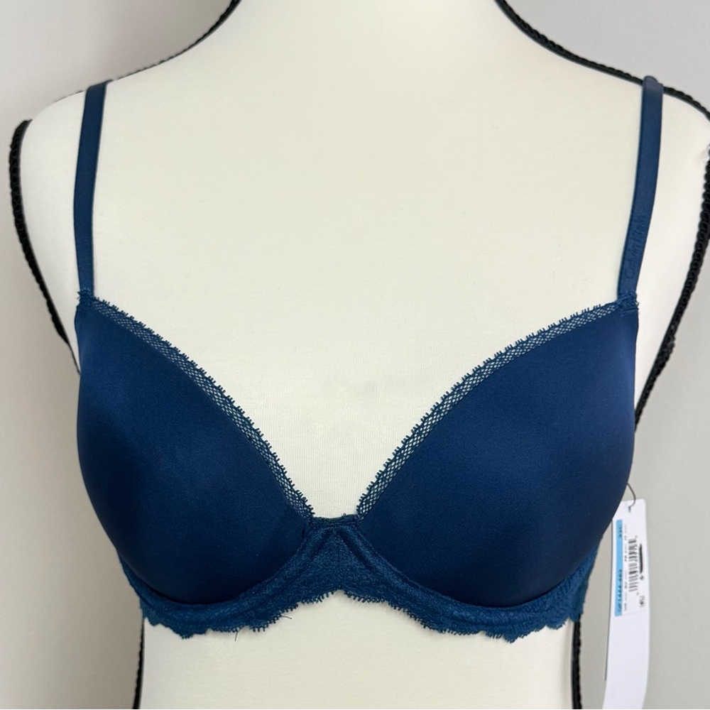 Calvin Klein Seductive Comfort Lace Demi Lift Bra 32C Lyria Blue NWT